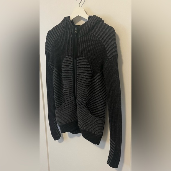 Lululemon Athletica Embrace Hoodie Knit Heathered Medium Grey Black Women’s SZ 6 - Picture 6 of 12